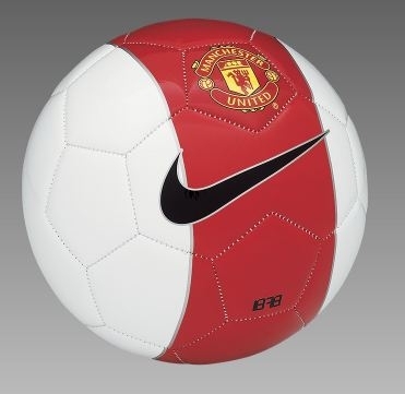 MANCHESTER UNITED - PIŁKA (NIKE)