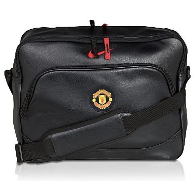 MANCHESTER UNITED - TORBA NA RAMIĘ (NIKE)