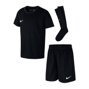 Komplet piłkarski juniorski Nike JR Dry rozmiar XL (122-128 cm)