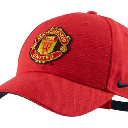 MANCHESTER UNITED - CZAPKA (NIKE)