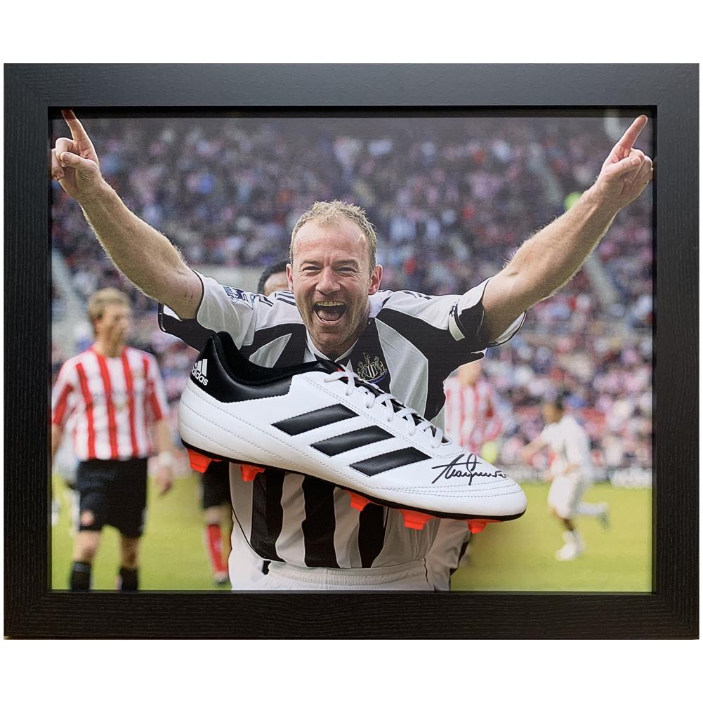 Newcastle United Shearer Signed Boot (Framed)